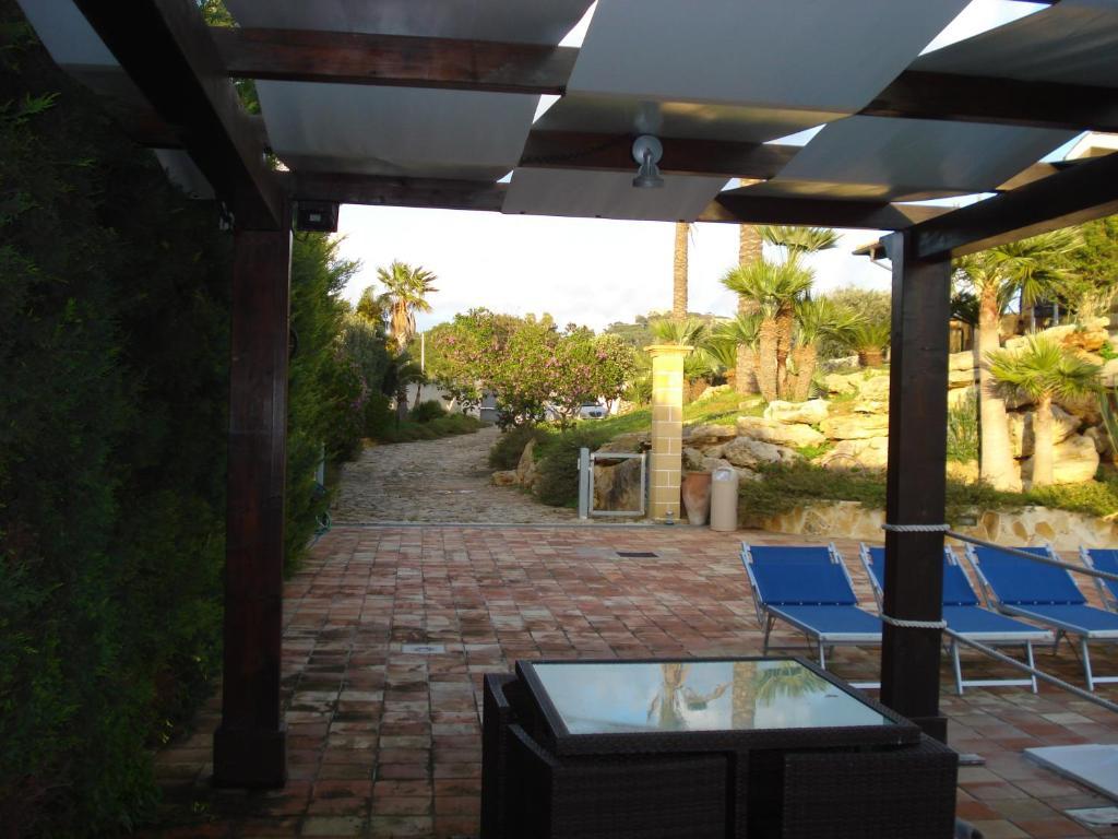 Villa Carlo Resort Marsala Exteriör bild