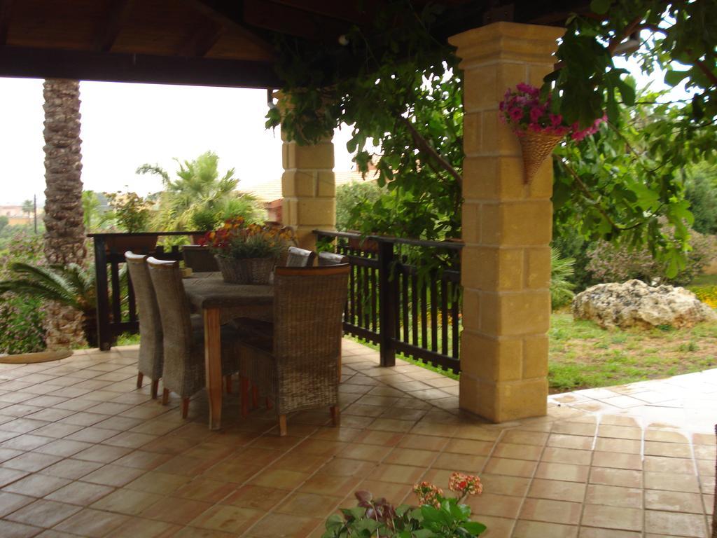 Villa Carlo Resort Marsala Exteriör bild